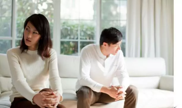 妻子生不齣兒子,丈夫跟她吵架,婆婆說一番話,兒媳紅了眼眶