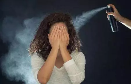狗狗最不喜歡這5類人,看見就想咬,你可要小心了