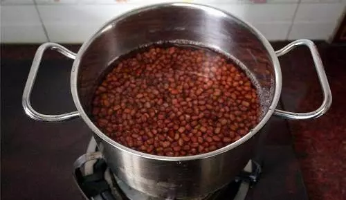 紅豆綠豆煮不爛,教你一個「小妙招」,幾分鐘就能夠快速煮開花