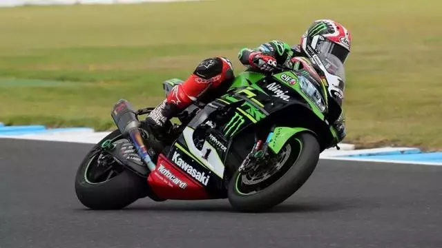 川崎WSBK橫掃群雄提前奪冠,國內低調熱銷忍者400小跑車