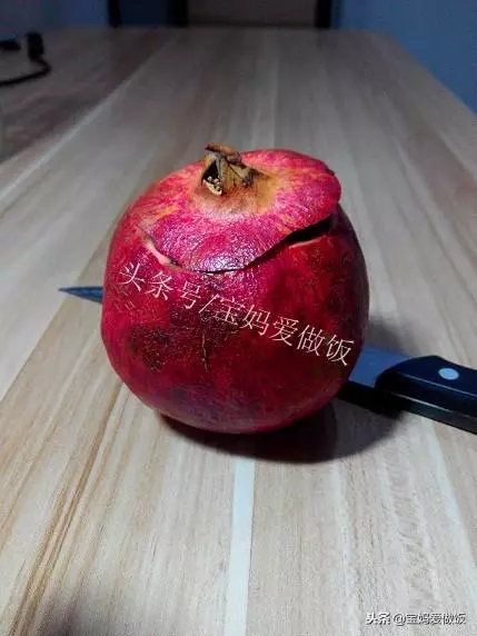 自製石榴酒:無添加,喝著才放心,附三種方法教你快速剝出石榴籽