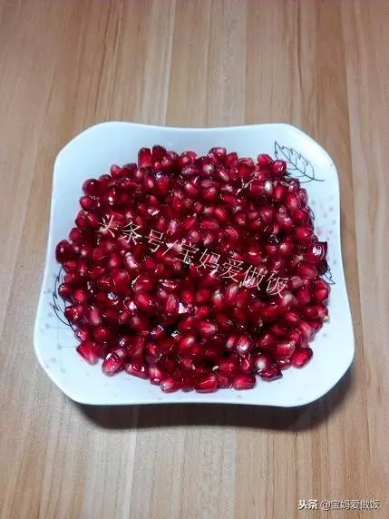 自製石榴酒:無添加,喝著才放心,附三種方法教你快速剝出石榴籽