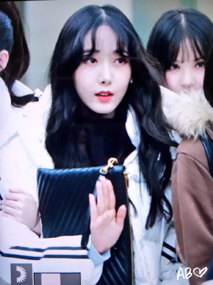 [GFRIEND][分享]181105 日本K-POP社區最新票選最美韓國愛豆成員​ ​​​​GFRIEND信飛排名第7