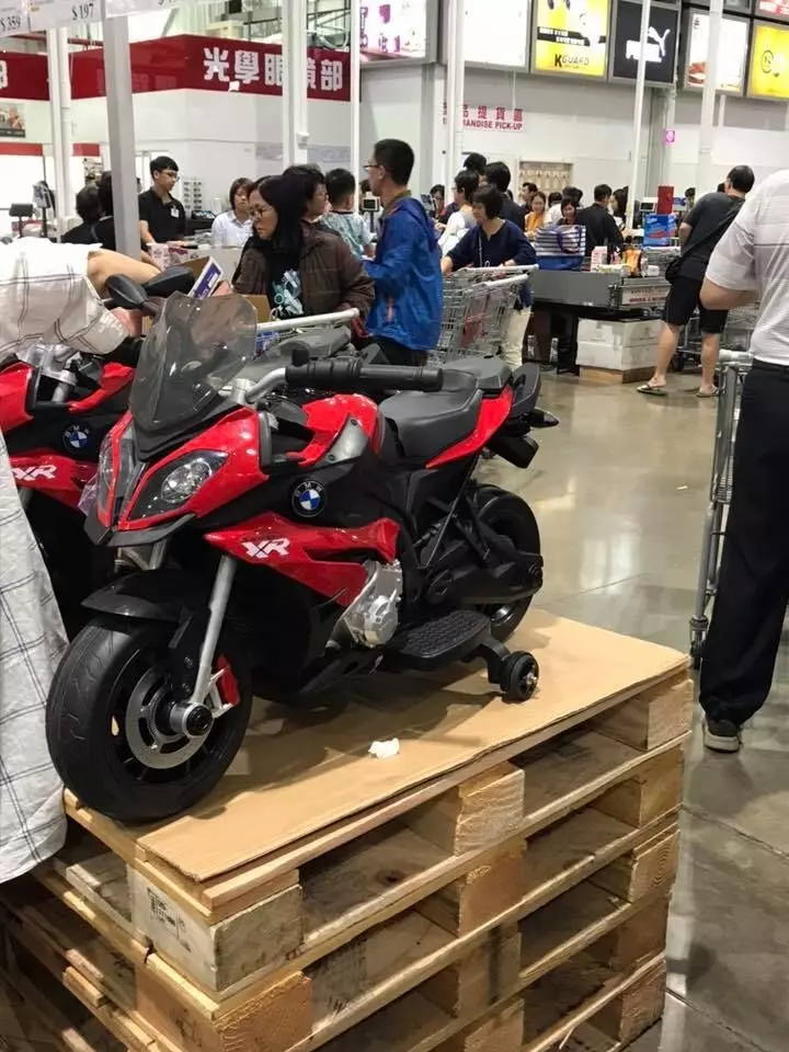 好市多驚見「BMW重機」 超佛入手價不到4千！ 一見玄機網卻爆笑：我買了XD