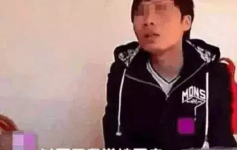 結婚三個月新娘不讓碰,天熱妻子脫下外套,男子頓時失去控制!