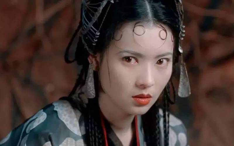 昔日女神「藍潔瑛」走了, 她留下了那麼多美好但我們卻欠她一份快樂和一絲的愛