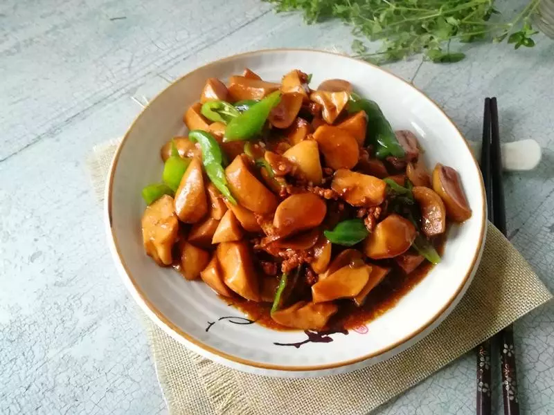 這才是蘑菇正確做法,做出來香氣四溢,下飯還有營養,秋天要吃它