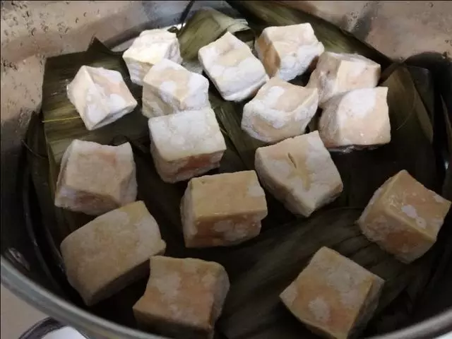 紅油麻辣豆腐乳,自己動手做簡單易學,保存時間長味道醇香可口