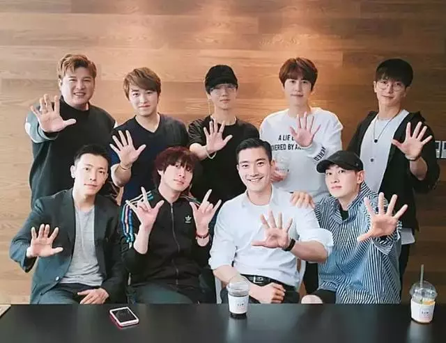 韓男團出道十三年紀念日,從新人組合變成韓國IDOL界的大前輩!
