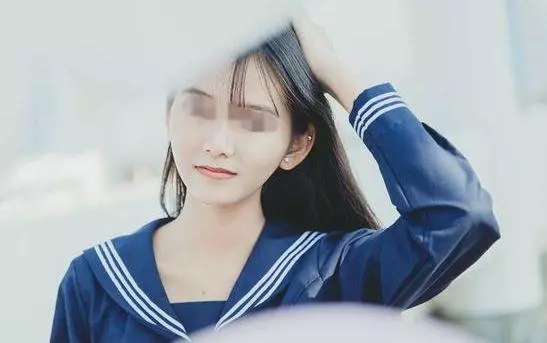 我和妻子吵架,一天沒回家,晚上回來看到妻子我癱在地上了