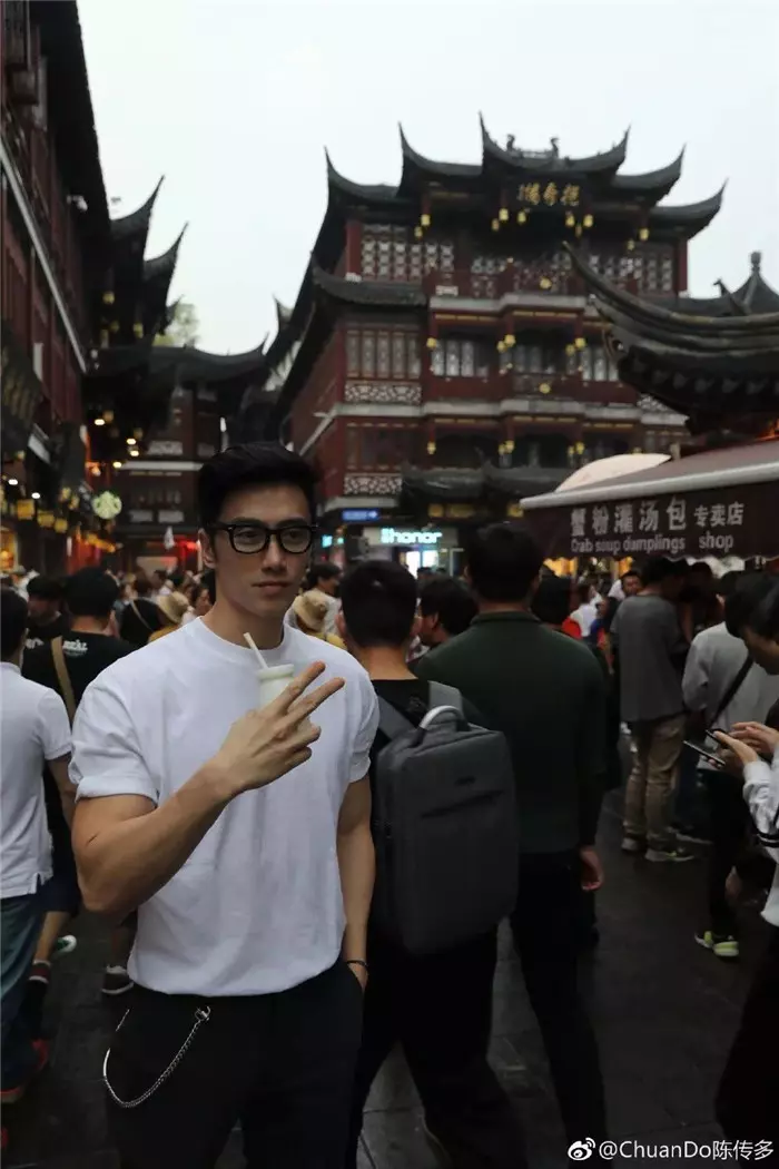 「吳彥祖顏值+彭于晏身材」真的存在！　爆紅型男年齡讓網傻：能當我爸
