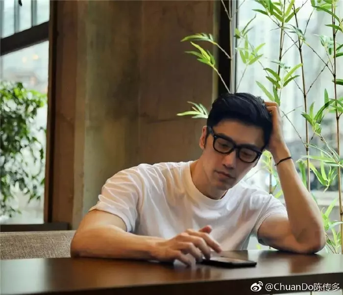 「吳彥祖顏值+彭于晏身材」真的存在！　爆紅型男年齡讓網傻：能當我爸