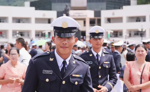 泰版洪仲丘事件...18歲軍校生猝死「父母私下送去解剖」發現「器官被摘除+腦袋塞衛生紙」