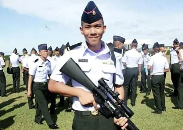 泰版洪仲丘事件...18歲軍校生猝死「父母私下送去解剖」發現「器官被摘除+腦袋塞衛生紙」
