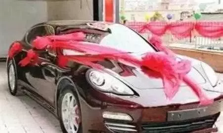 我結婚沒有彩禮,姑姐結婚婆婆陪嫁一輛車,兩年後婆婆說報應來了