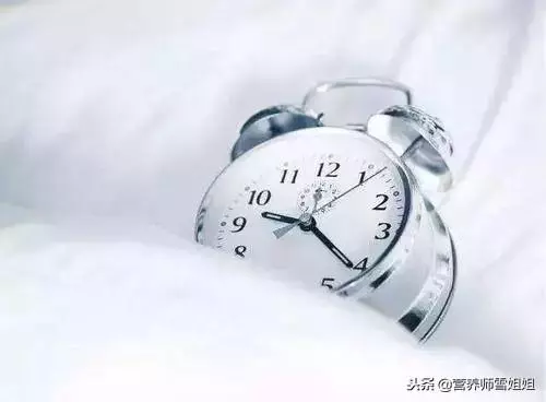 冬季,防腦卒中,8個「危險」信號,出現3個以上,最好去查查!