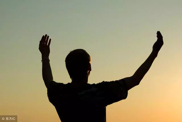 2019年必火的19句勵志短語,送給生氣不如爭氣的你