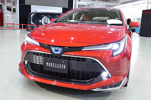 2019全新TOYOTA ALTIS 終於要來了!即將在11月16號發布!您期待嗎?帥!