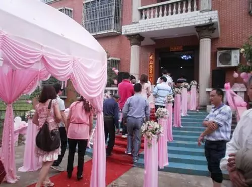 婆婆伺候我坐完月子後,她提一無理要求我拒絕,婆婆:斷絕關係
