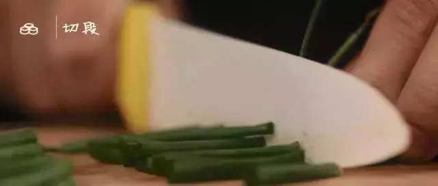 黃磊老師最拿手的蔥油麵,你們一定要學會!鮮香爽滑,味道一級棒