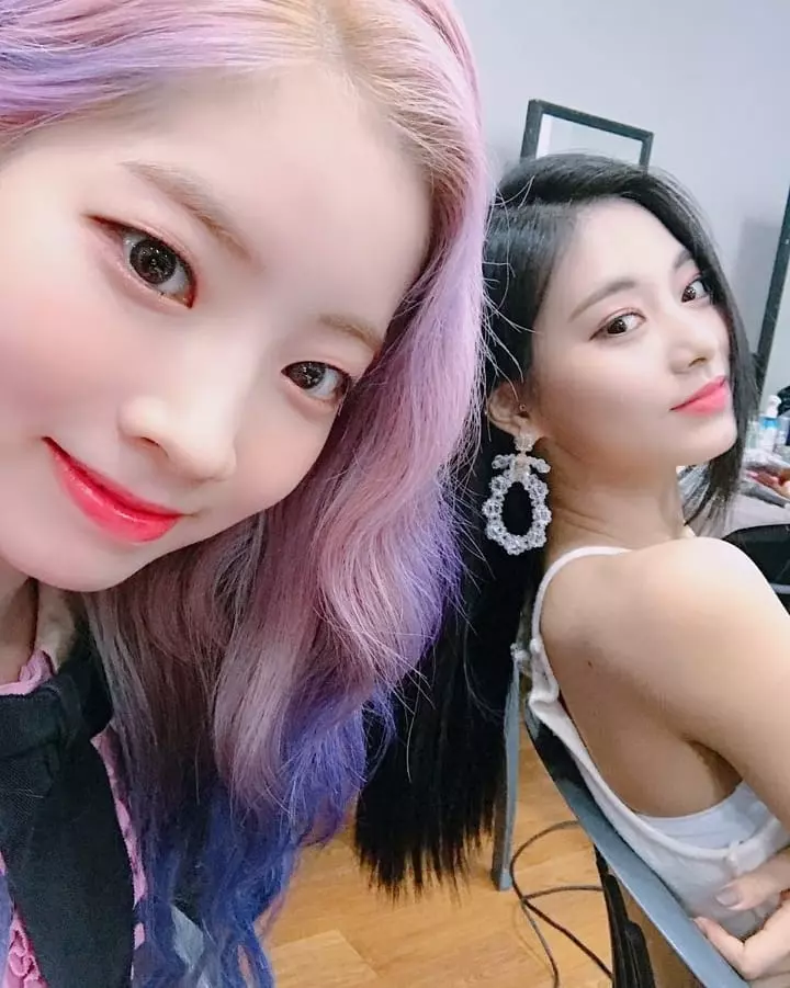 [TWICE][分享]181107 「2018MGA」TWICE斬獲三項大獎後台蛋糕慶祝感恩once
