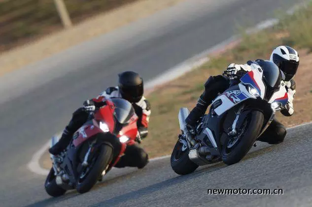 大小眼已成過去 2019寶馬S1000RR全新發布