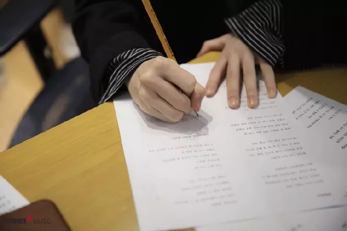 [GFRIEND][分享]181107 官方更新女友11月行程俞宙均不參加令粉絲擔憂