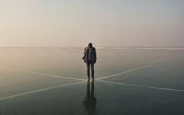 妻子病逝,一年後帶著孩子準備再娶,孤身的丈母娘找上了門