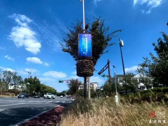 幾秒鐘下完一部高清電影 烏鎮居民嘗鮮移動5G--第五屆世界網際網路大會--專題--時政--首頁