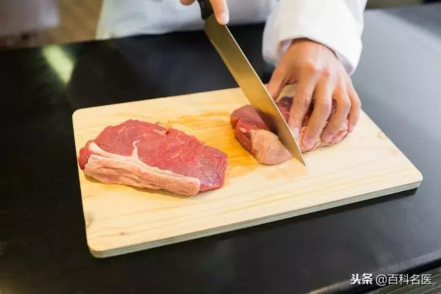 案板多久換一次?看看自家案板,有這幾個特徵容易生病!