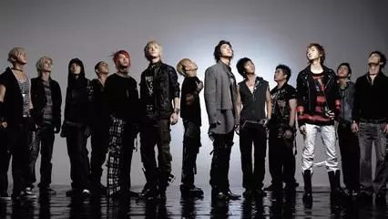 SuperJunior出道十三年歷程:欲戴王冠 必承其重(上)