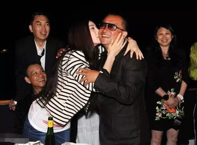 曾志偉再被曝丑聞,影視一哥地位不保,牽扯人數眾多!