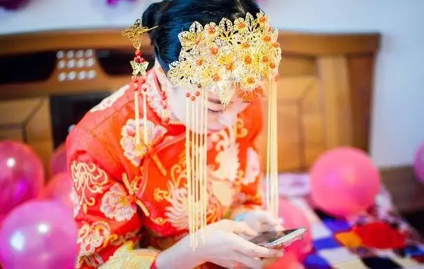 小侄子百歲宴, 我隨禮900, 晚上收到弟媳簡訊, 我眼睛濕潤了