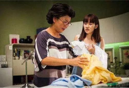結婚後,婆婆搬到我娘家陪嫁的房子住,半年後,我將房子賣了