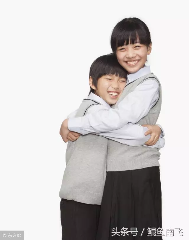 我弟弟結婚買房,大姑姐知道了讓我一定在房子上加上她的名字?