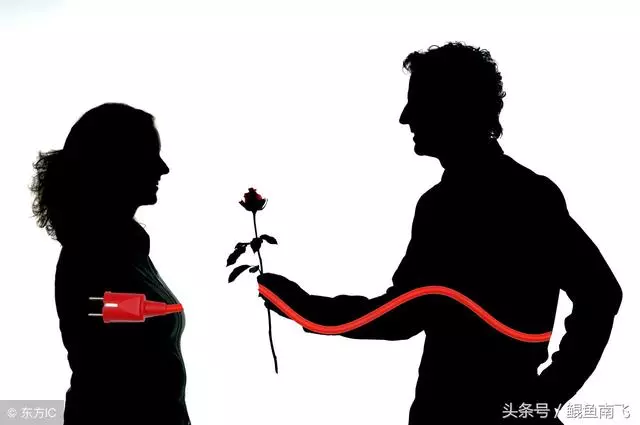 我弟弟結婚買房,大姑姐知道了讓我一定在房子上加上她的名字?