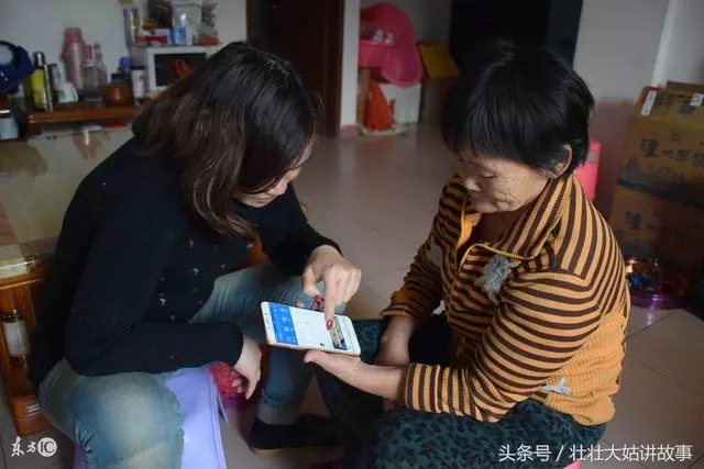 離婚5個月,老婆生了雙胞胎,滿月酒時,我們家成全公司大笑話