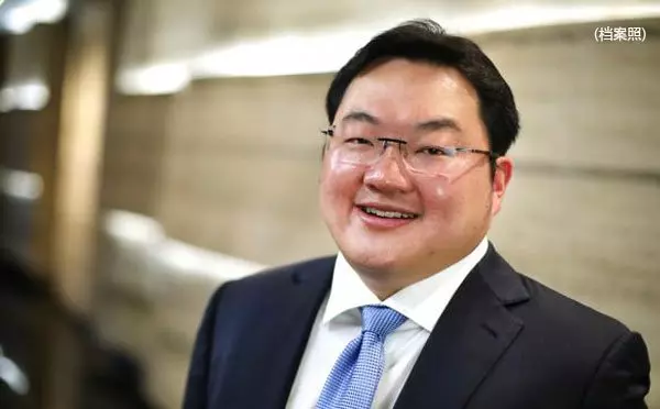劉特佐還有多少本護照 澳洲 紐西蘭 泰國?