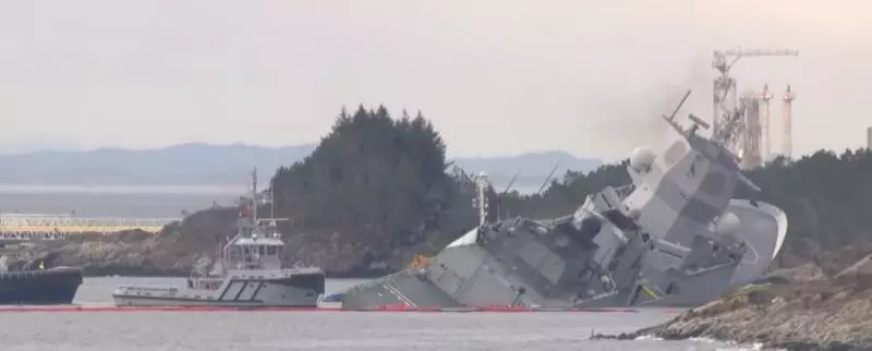挪威海軍護衛艦「英斯塔」號與一艘掛馬爾他旗的油輪發生衝撞,嚴重進水!