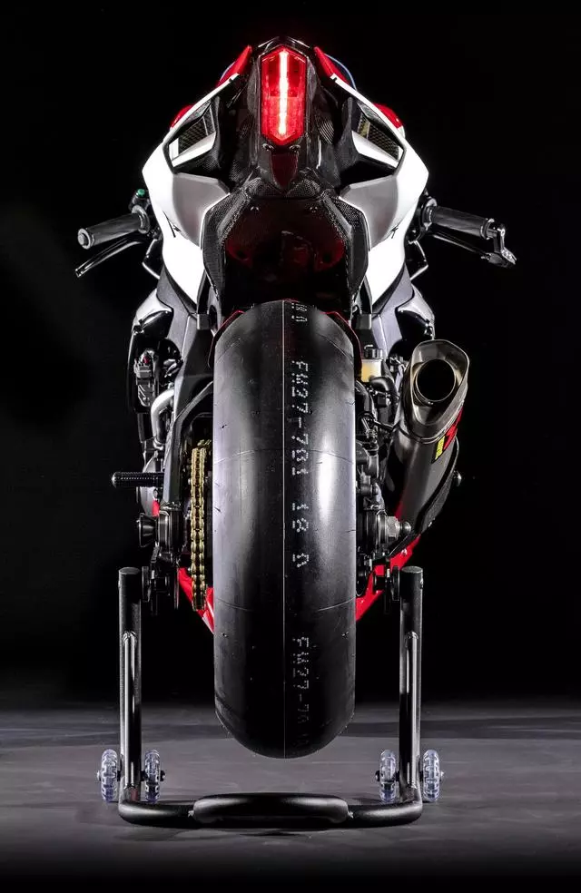 紀念R1二十周年,Yamaha 發布 YZF-R1 GYTR 限量賽車版