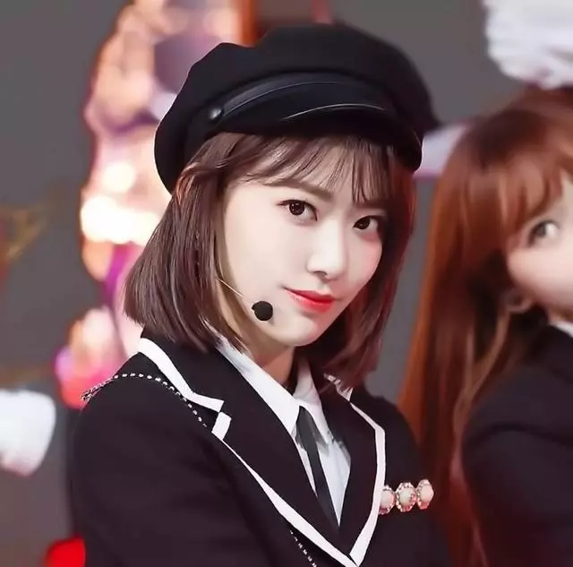 最貴打歌服!香奈兒CHANEL贊助IZ*ONE