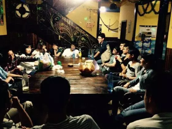 軍嫂參加同學聚會被同學侮辱,酒店老闆的做法讓人拍手叫好