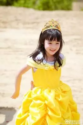黃嘉千「7歲混血女兒」近照曝光迷倒粉絲!被封為「沒有公主病的公主」私下與爸爸超甜
