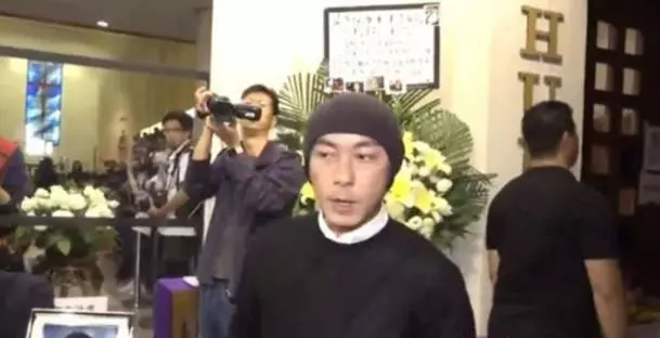 紅顏薄命不低頭,藍潔瑛追思會舉行,張衛健陳美琪等明星現身!