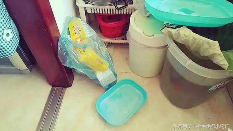 白糖和香皂放在一起太實用,解決了家家戶戶的問題,看完趕緊試試
