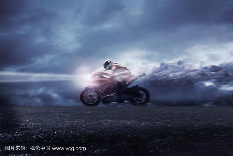 你為什麼騎摩托車,就是因為你窮!
