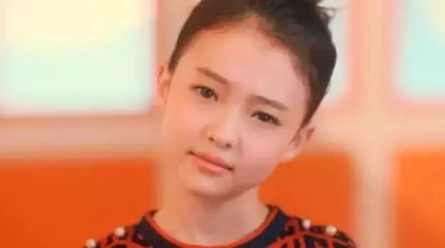BIGBANG小師妹?顏值爆表被封「天使臉蛋」,願意等她長大