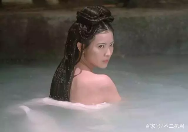 藍潔瑛追思會上明星只有寥寥幾人,生前圈內好友花圈都沒送...