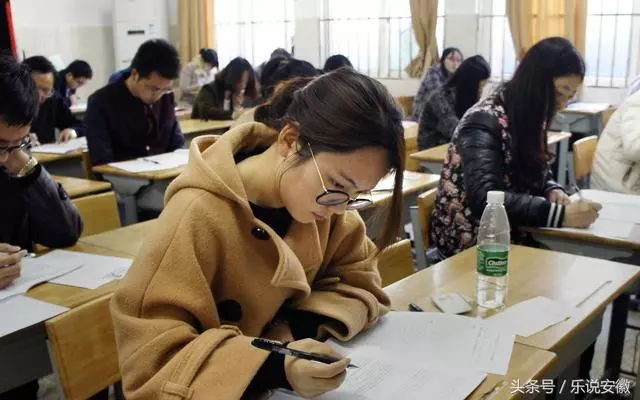 大學生5大墮落行為,沾上3條很難挽救,碰上一條回頭還不遲!