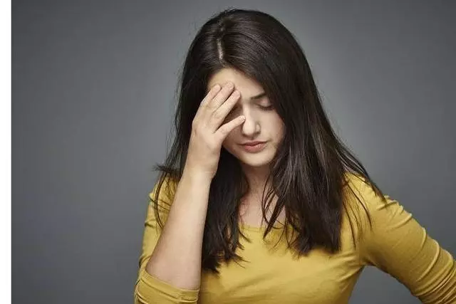 父親生病我出全部醫藥費,哥沒出錢也不見人,父親說:還是老大孝